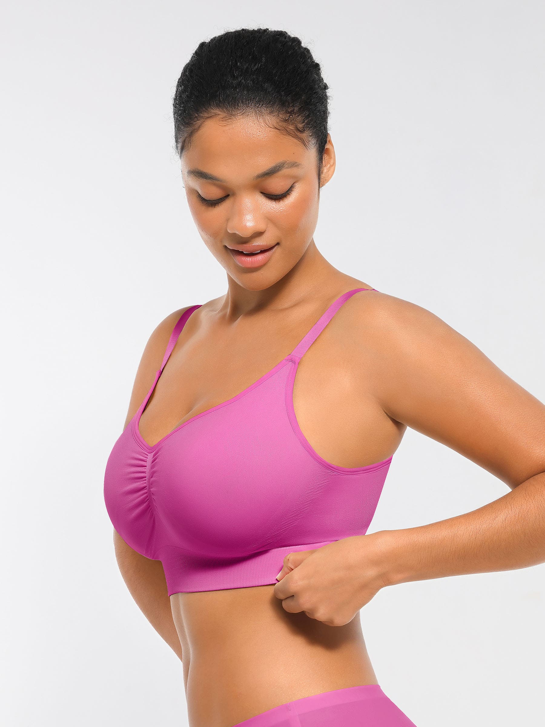 Feelingirl Seamless Everyday Bra with Built-In Soft Padding Bundle - Image 25