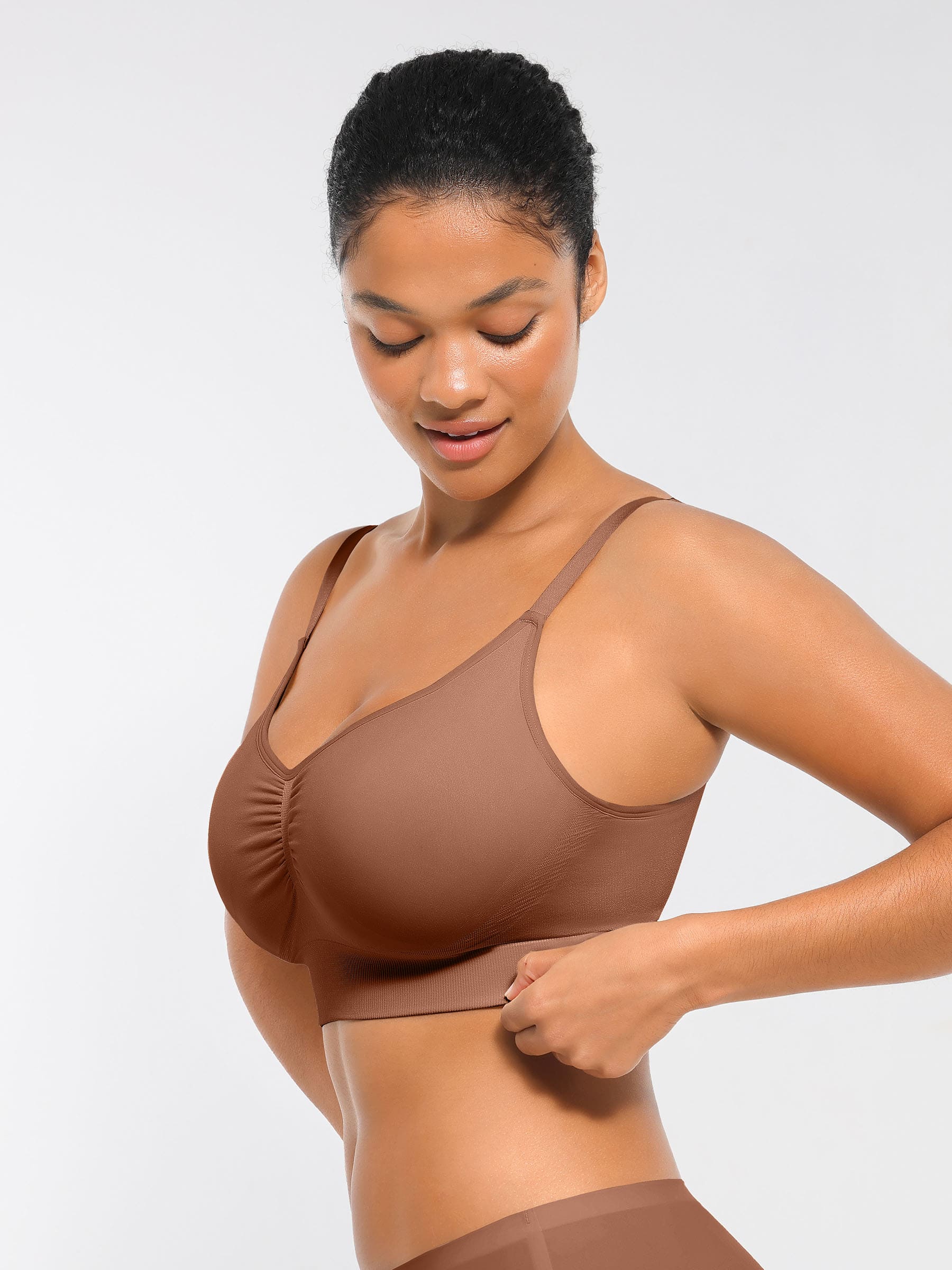 Feelingirl Seamless Everyday Bra with Built-In Soft Padding Bundle - Image 32